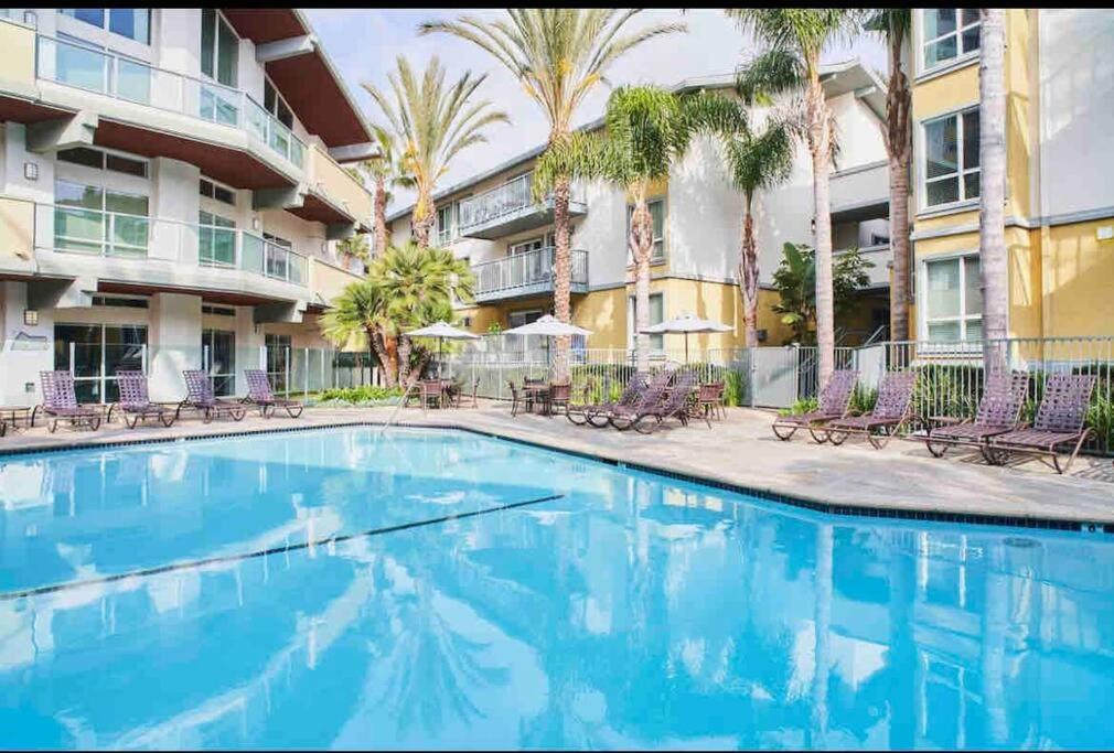 Smoky Quartz -marina View Spacious 3br Near Yacht Club Los Ángeles