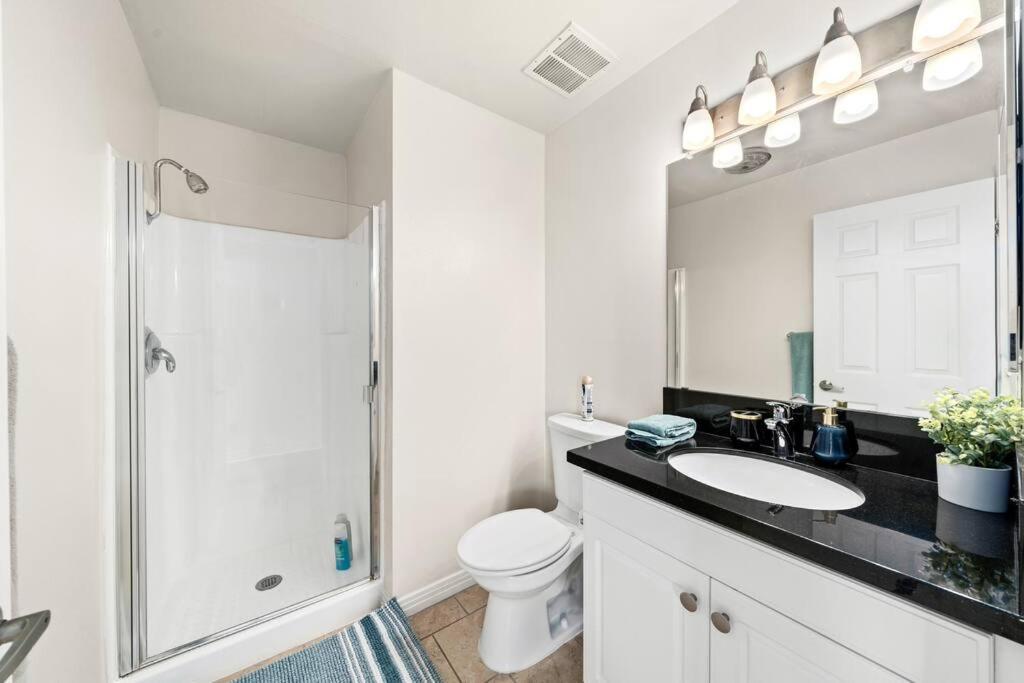 Apartamento Smoky Quartz -marina View Spacious 3br Near Yacht Club Los Ángeles